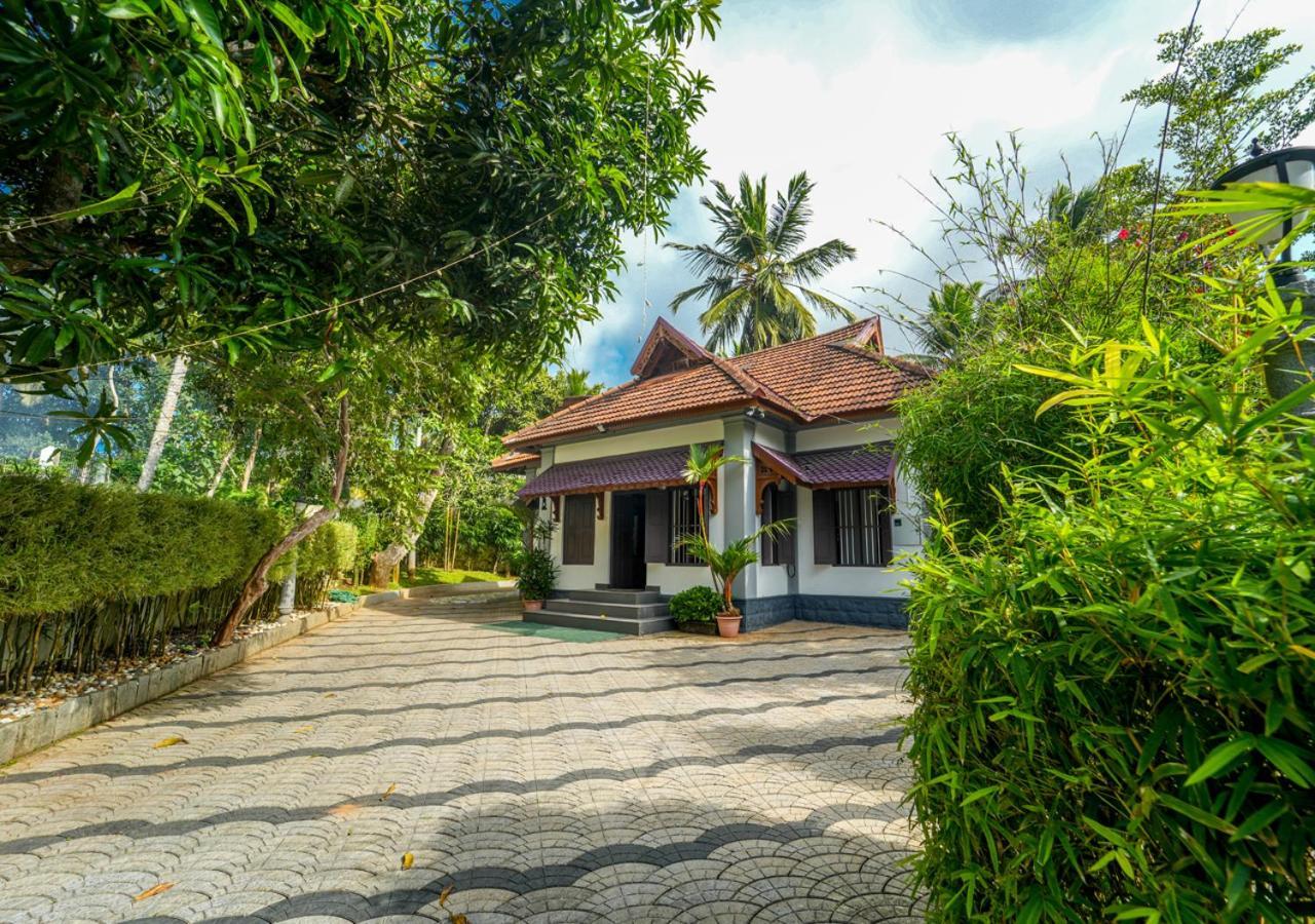 Pop Tavern Kovalam Beach Villa By Voye Homes Kültér fotó