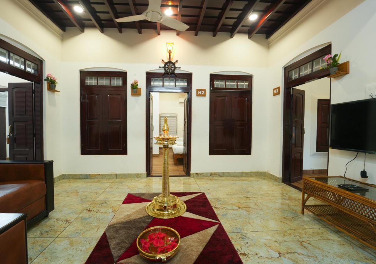 Pop Tavern Kovalam Beach Villa By Voye Homes Kültér fotó