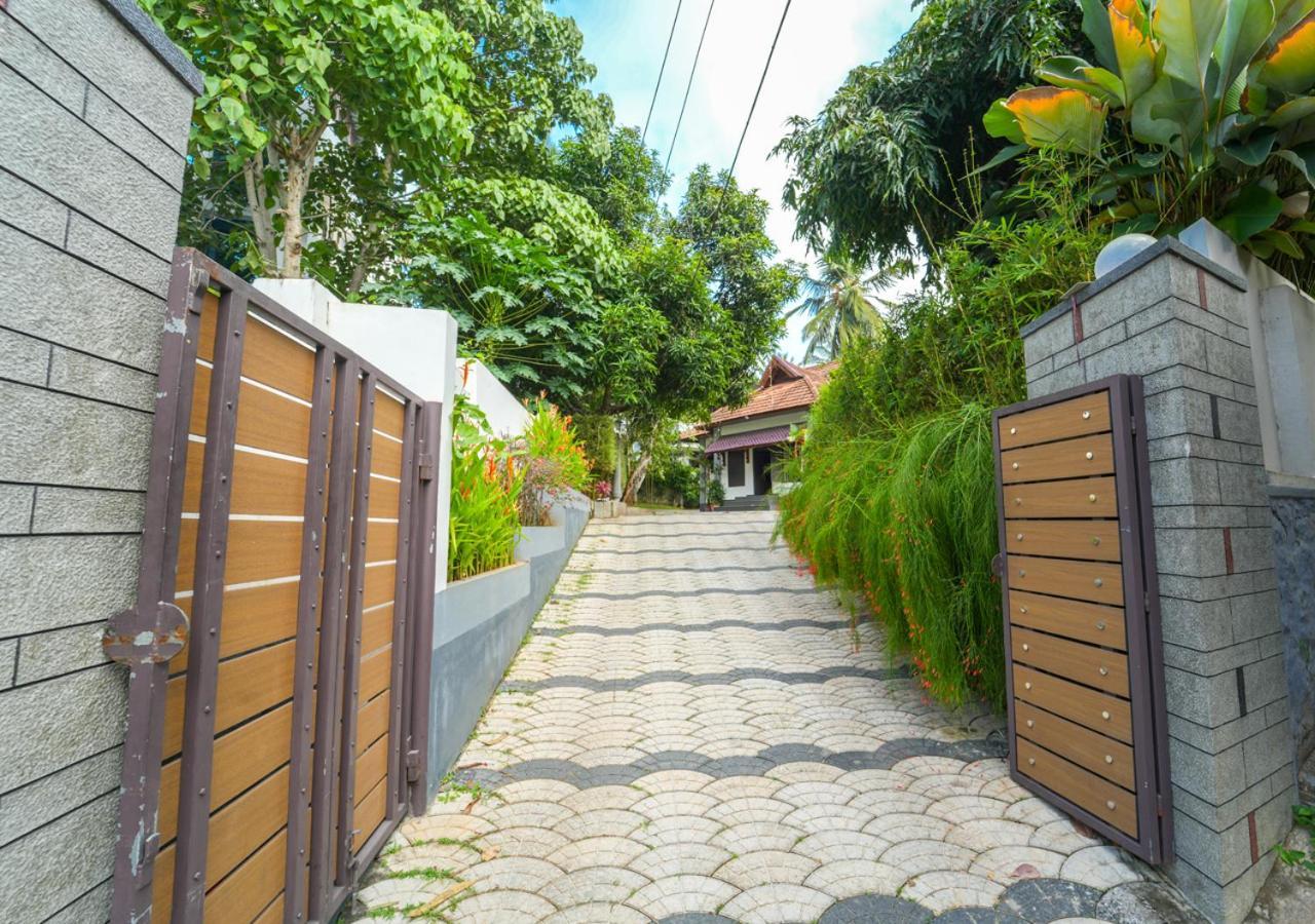 Pop Tavern Kovalam Beach Villa By Voye Homes Kültér fotó