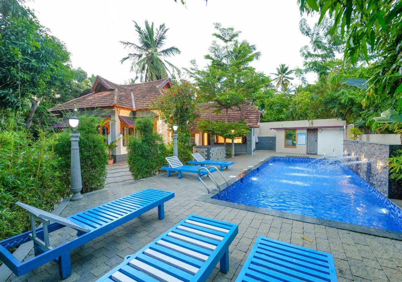 Pop Tavern Kovalam Beach Villa By Voye Homes Kültér fotó