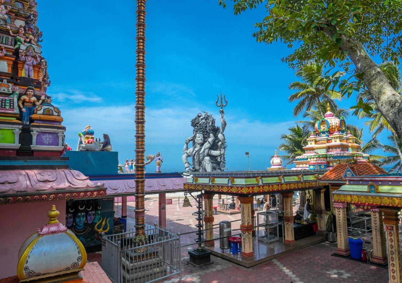 Pop Tavern Kovalam Beach Villa By Voye Homes Kültér fotó