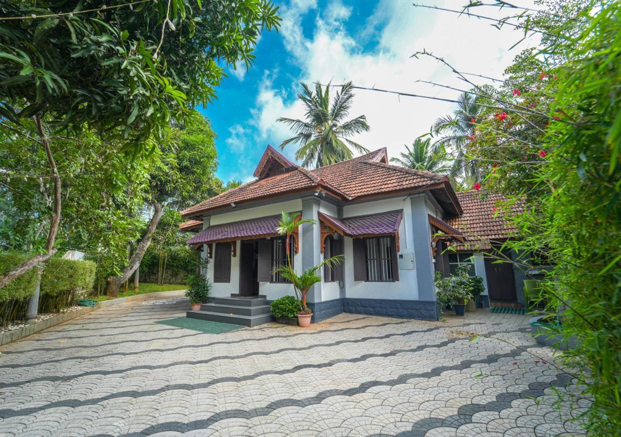 Pop Tavern Kovalam Beach Villa By Voye Homes Kültér fotó