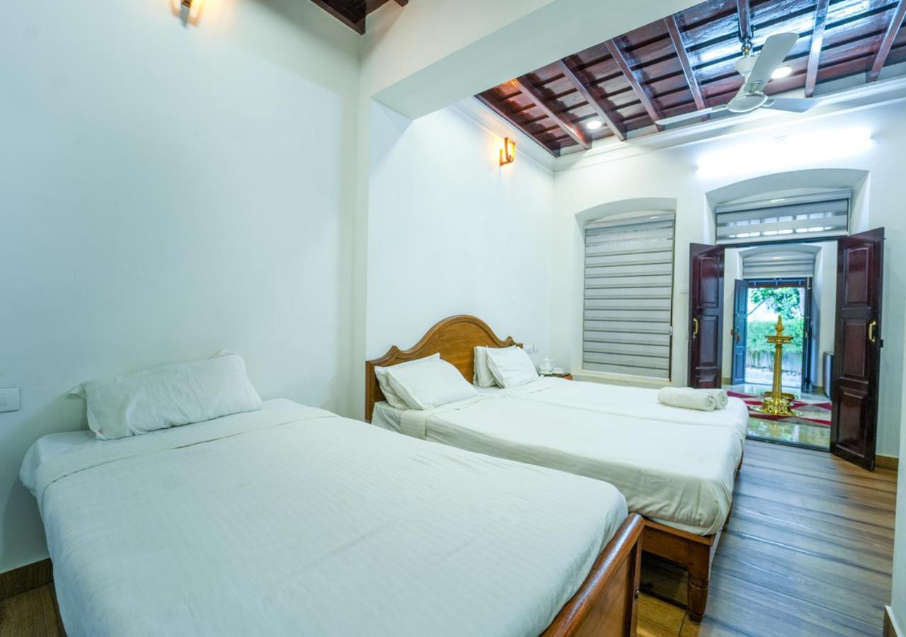 Pop Tavern Kovalam Beach Villa By Voye Homes Kültér fotó