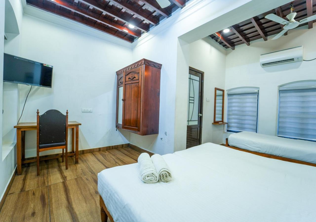 Pop Tavern Kovalam Beach Villa By Voye Homes Kültér fotó