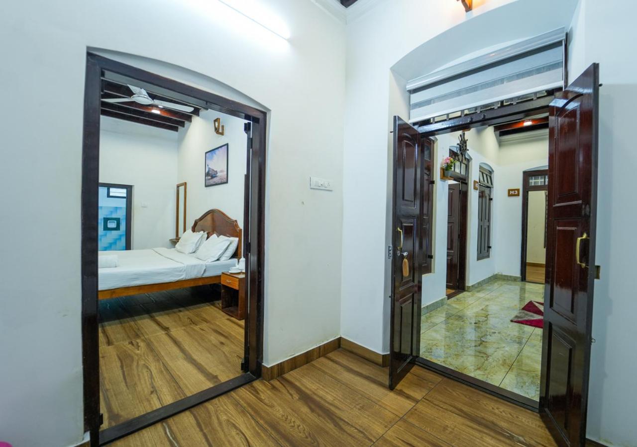 Pop Tavern Kovalam Beach Villa By Voye Homes Kültér fotó