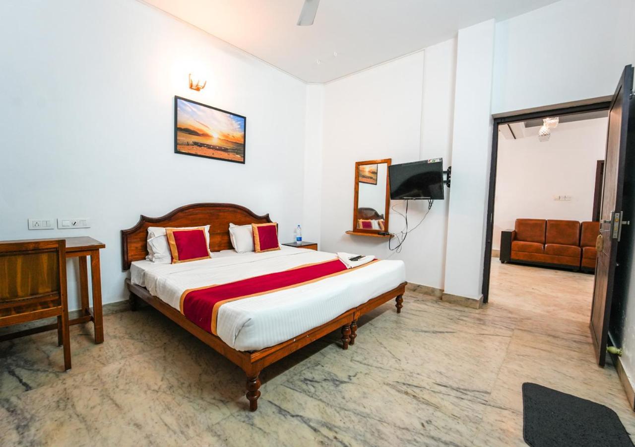Pop Tavern Kovalam Beach Villa By Voye Homes Kültér fotó